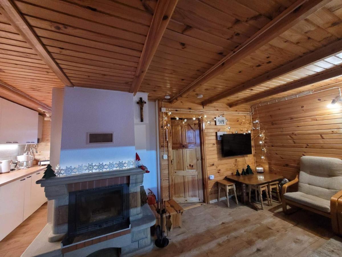 Urocza Chata Z Sauna W Bieszczadzkim Parku Krajobrazowym Bukowiec  Eksteriør billede